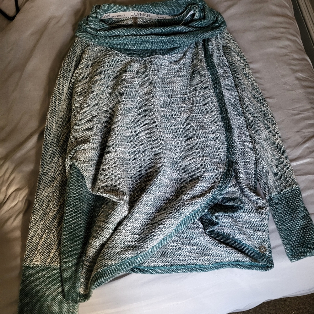Calvin Klein sweatshirt
